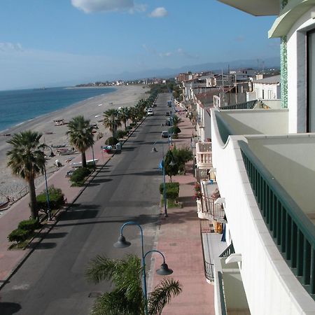 Hotel Ristorante Miramare Marina di Gioiosa Ionica Exterior photo
