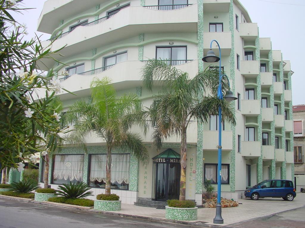 Hotel Ristorante Miramare Marina di Gioiosa Ionica Exterior photo