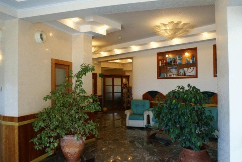 Hotel Ristorante Miramare Marina di Gioiosa Ionica Exterior photo